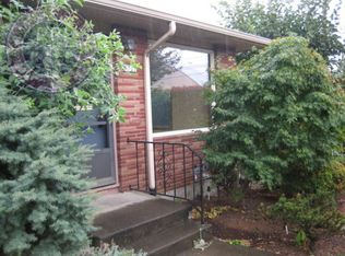 5725 SE Division St, Portland, OR 97215