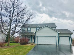 17973 Macintosh Rd, Eden Prairie, MN 55347