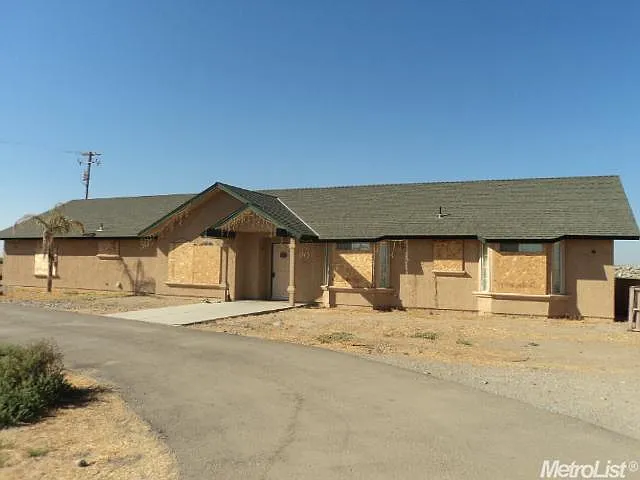 19426 W Henry Miller Ave photo 1