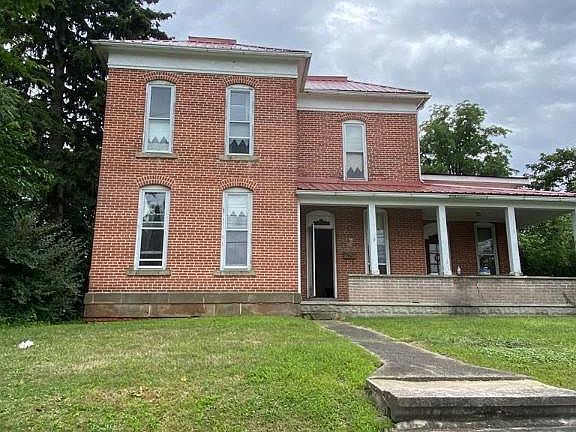 2nd image of 241 College Ave
