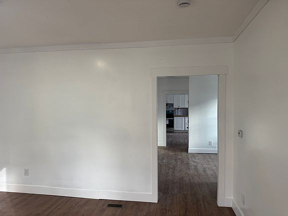 2nd image of 2217 W 104th St Unit 1