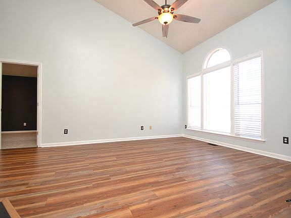 5th image of 4208 Loon Ln