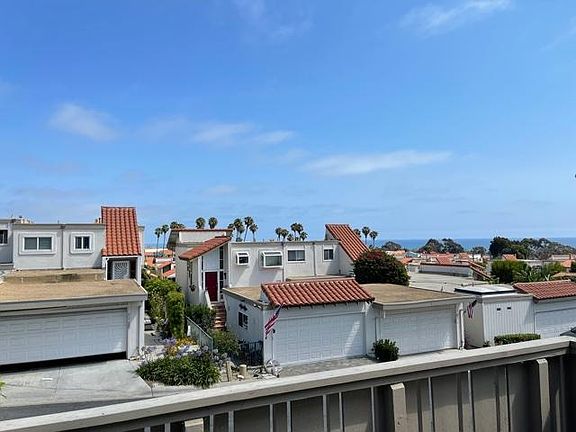 4th image of 715 Calle Divino