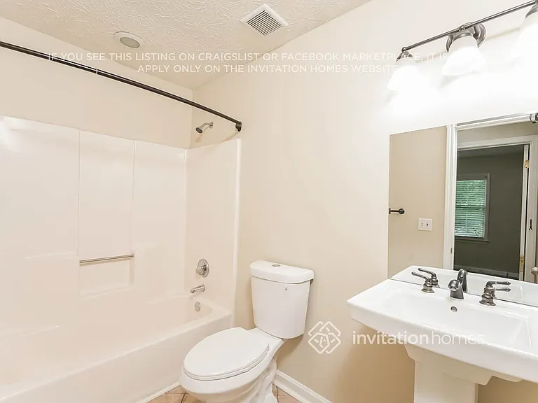 2110 Amber Creek Dr — Photo 16