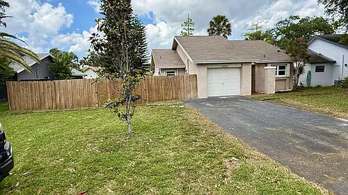 7321 NW 38th Ct Photo 1