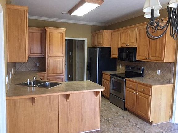 2nd image of 2565 Apple Blossom Ln