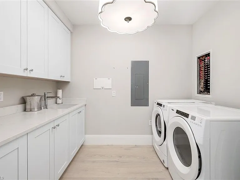 1135 3rd Ave S #319 — Photo 13