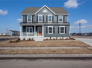 725 Big Bear Ln, Chesapeake, VA 23323