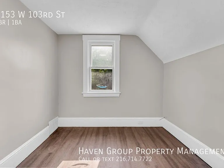 3153 W 103rd St — Photo 16