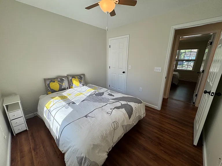 2094 Fieldcrest Dr — Photo 13