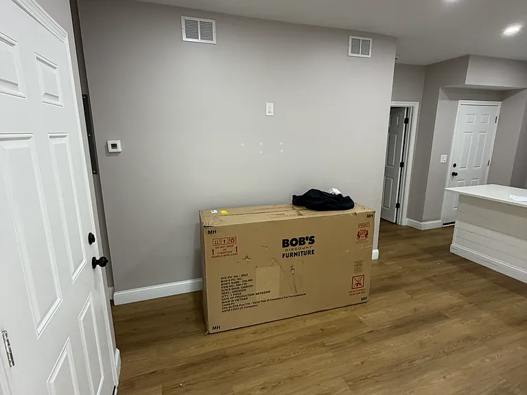 24 E Chestnut St #2 — Photo 6