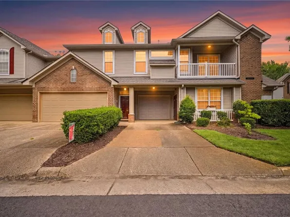 1060 Grand Oak Ln #128, Virginia Beach, VA 23455