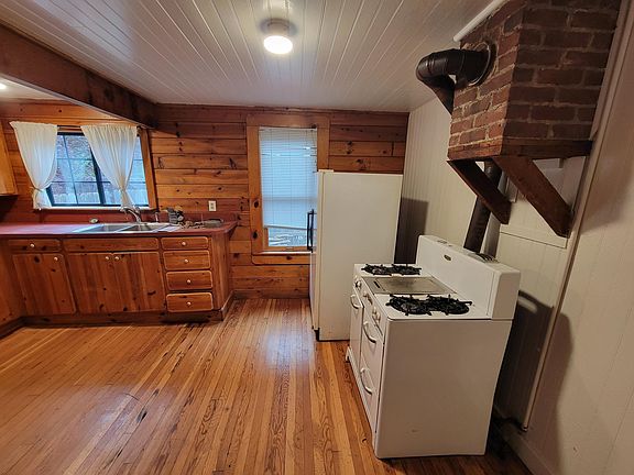 5th image of 2809 Marshall Way