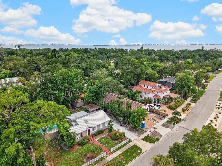 1010 Virginia Dr — Photo 51