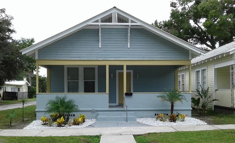 1st image of 2321 E 10th Ave