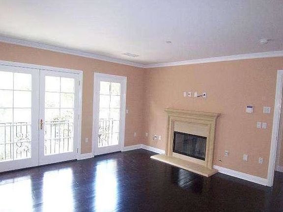 2nd image of 8545 Lookout Mountain Ave