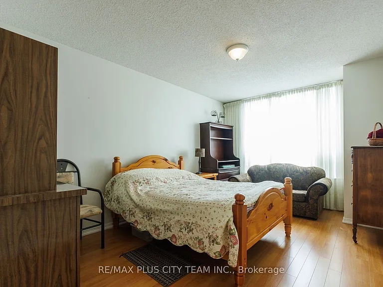 29 Northern Heights Dr #209 — Photo 5