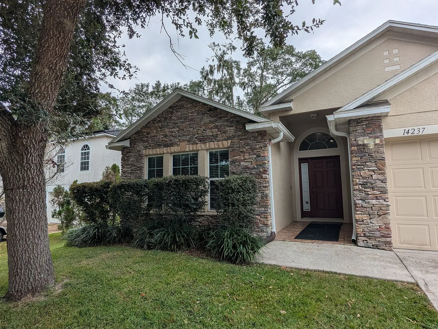 Beautiful 4-Bedroom Home in Baywood Hills Alachua, FL! — Photo 3