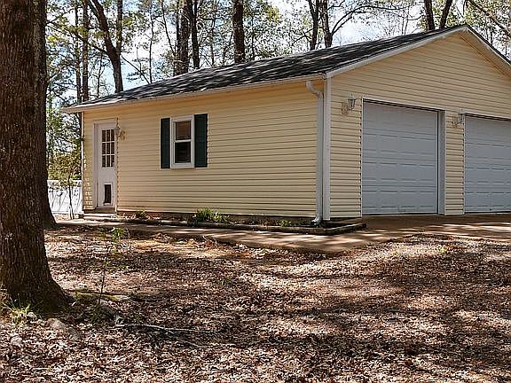 2 car detached garage