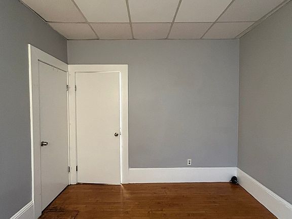 3rd image of 613 Durfee St #2