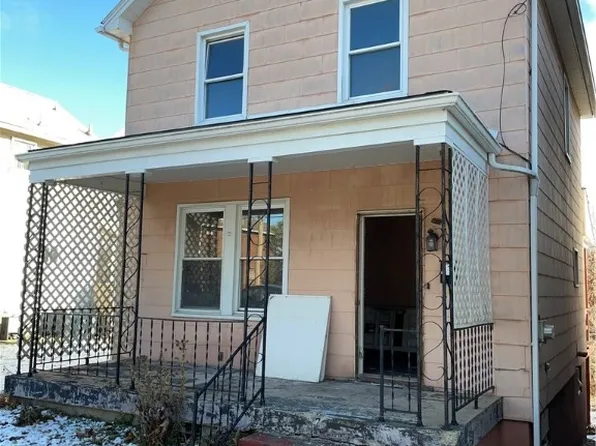 2727 Grandview Ave, McKeesport, PA 15132