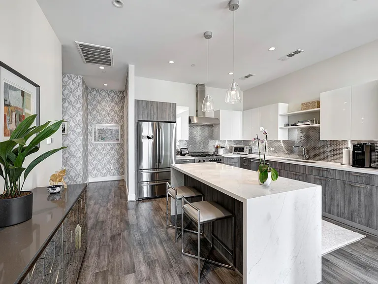 1211 Caroline St #1501 — Photo 8