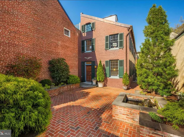 403 S Fairfax St, Alexandria, VA 22314