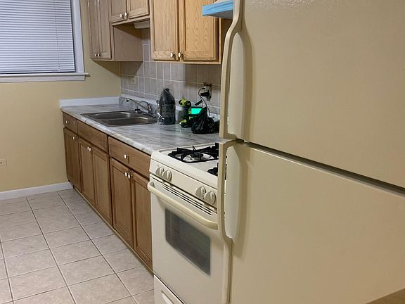5th image of 8018 S Hoyne Ave APT 4