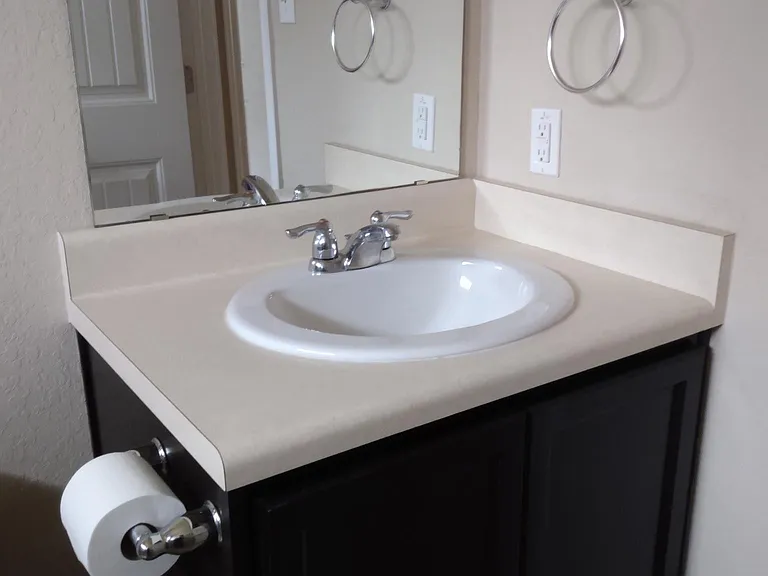 Second bathroom between bedrooms two and three