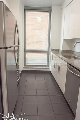 Rented by Platinum Properties | media 8