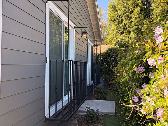 4th image of 4812 34th St