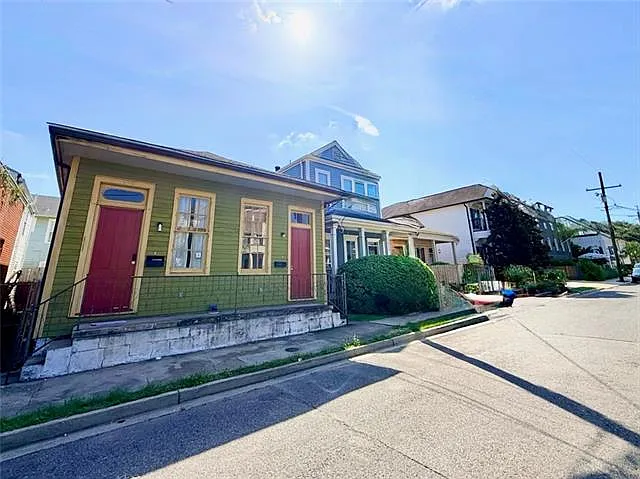 1 bed, 1.0 bath, 643 sqft, $1,550 — Photo 2