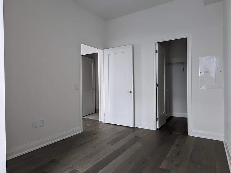 293 The Kingsway #702 — Photo 12