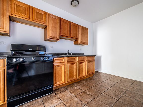 2nd image of 1236-40 S Lawndale Ave #4533
