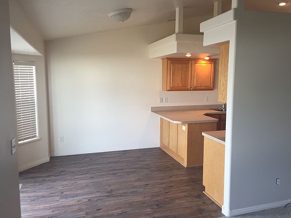 2nd image of 997 Silkwood Cir