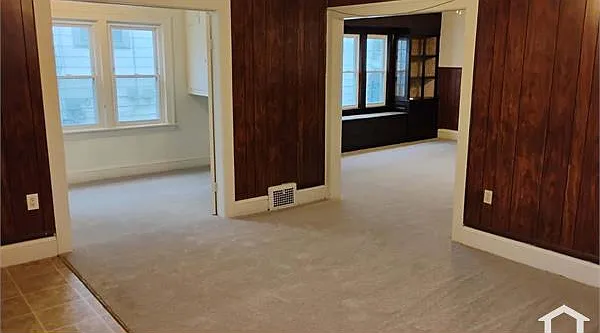 3 bed, 1125 sqft, $1,250 — Photo 2
