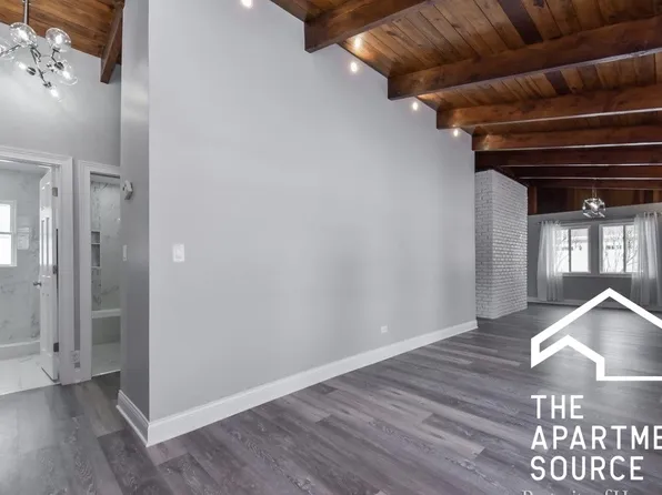 702 Hammerschmidt Ave, Lombard, IL 60148