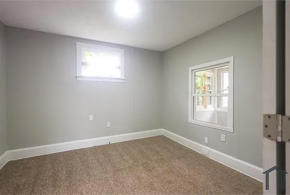 1119 W 11th St — Photo 18