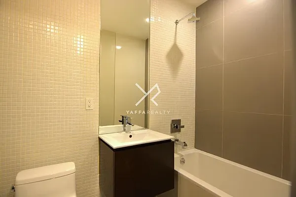 Rented by Yaffa Realty LLC | media 17