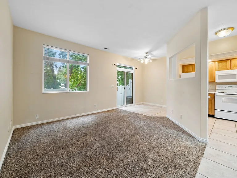 130 Peregrine Ln #29 — Photo 9
