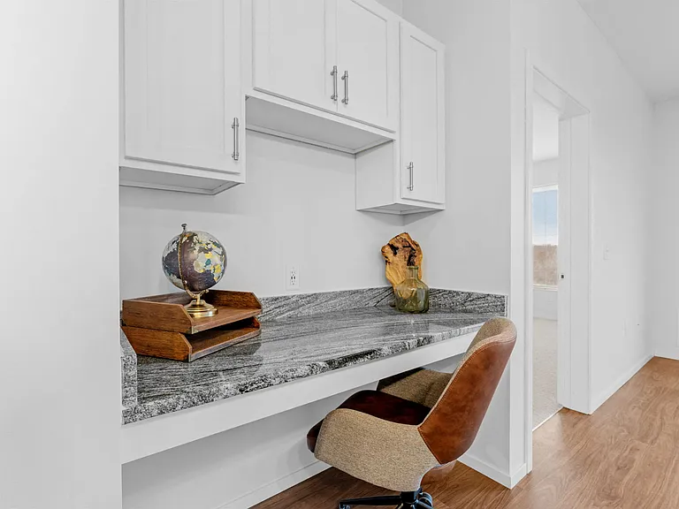 Northlake Lofts — Photo 12