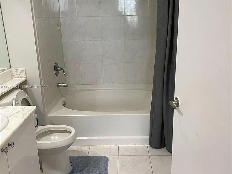 18800 NE 29th Ave #401 — Photo 11
