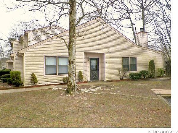 2nd image of 95 Tavistock Dr