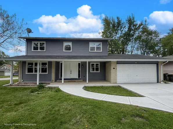 99 Essex Rd, Elk Grove Village, IL 60007