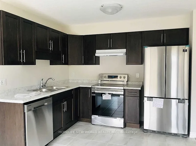 3 bed, $2,350 — Photo 2