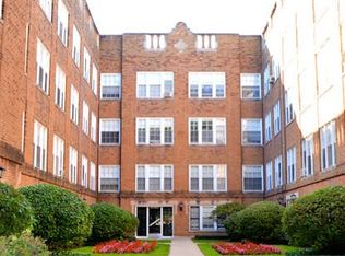 6944 N Wolcott Ave #3, Chicago, IL 60626