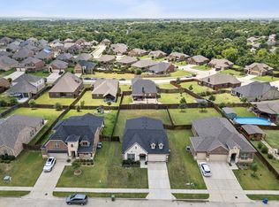 540 Winnetka Dr, Oak Pt, TX 75068