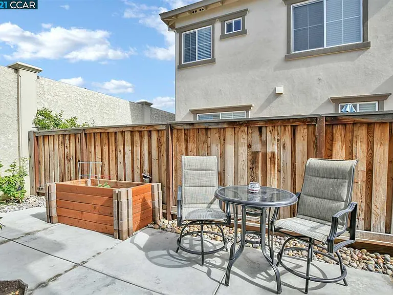 292 Alta St — Photo 14