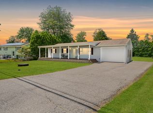 503 Chesterfield Rd, Oakdale, CT 06370