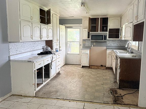 4th image of 6853 New Dale Rd
